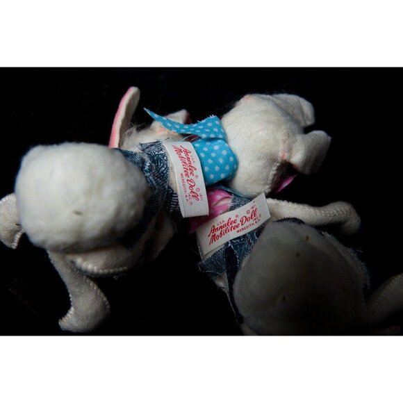 Vtg Annalee Mobiele Doll 1971 Easter Bunnies Male & Female Meridith NH 7" Tall - Picture 2 of 3